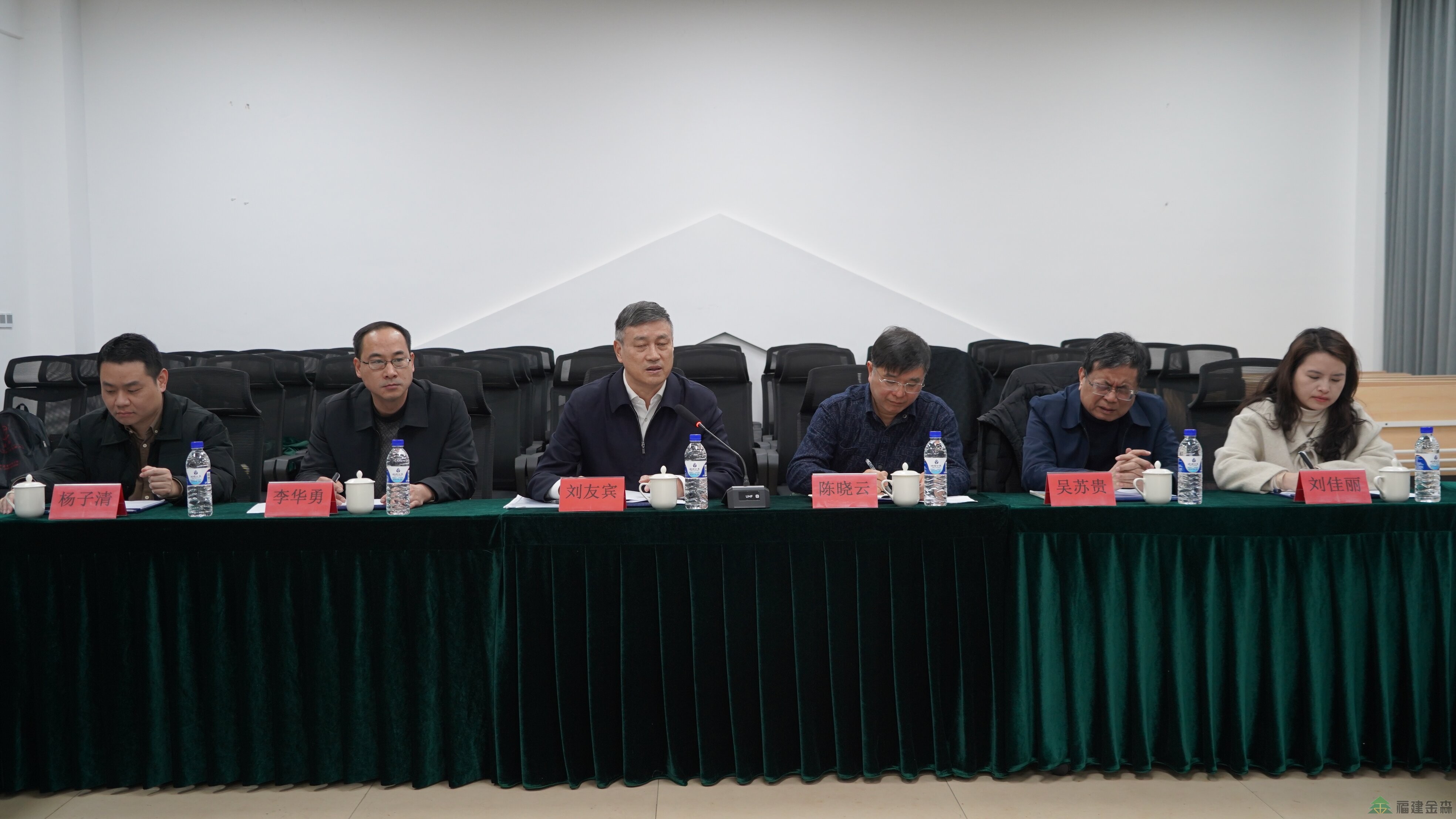 醫療自愿碳中和與生態文明建設研討會在將樂舉辦 福建金森探索生態醫療融合新路徑 醫療自愿碳中和與生態文明建設研討會在將樂舉辦 福建金森探索生態醫療融合新路徑